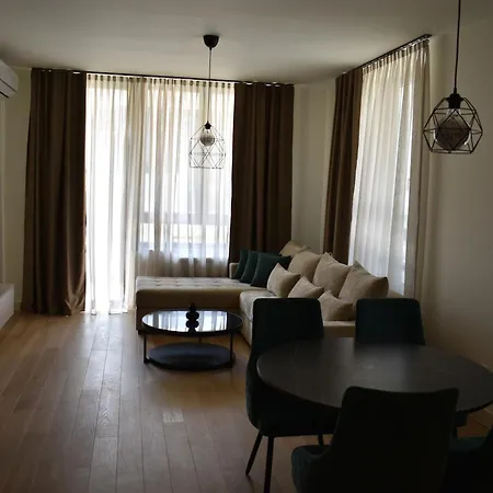 Luxe Corner Bw